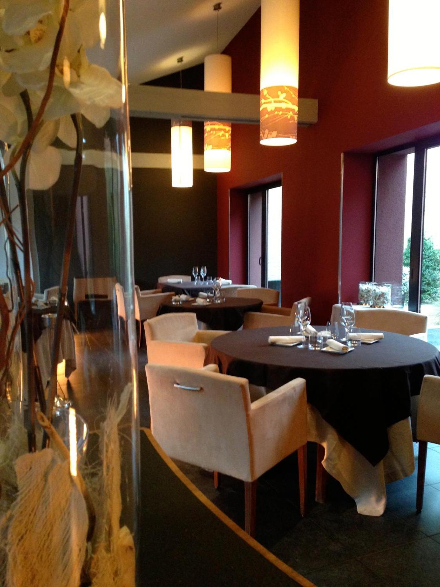 Hotel Restaurant Spa Ivan Vautier Caen Exterior photo